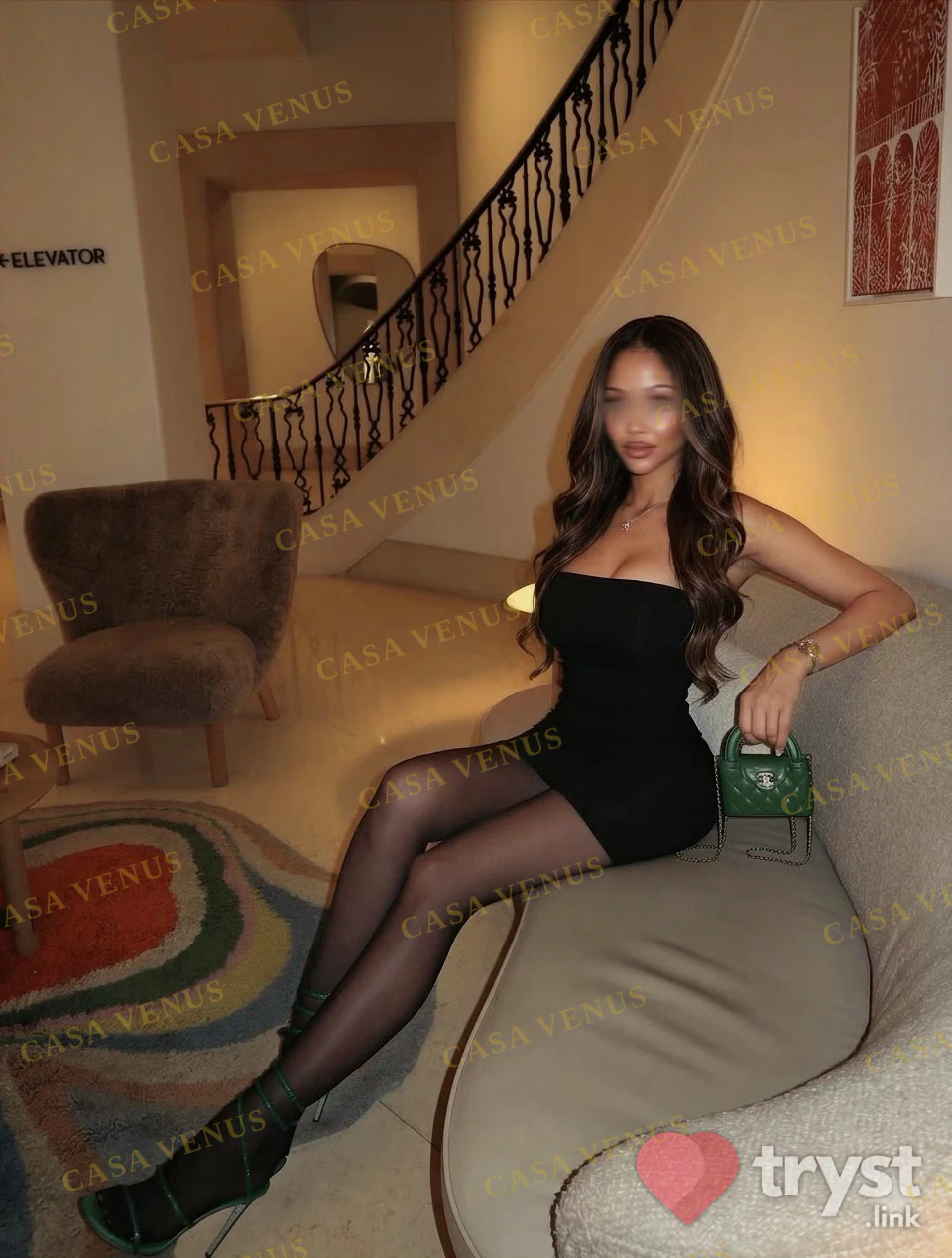 Stella H photo 1