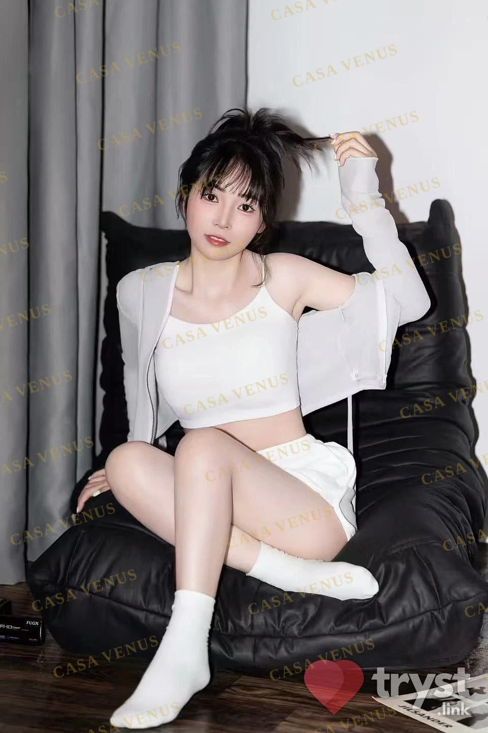 Odette photo 9